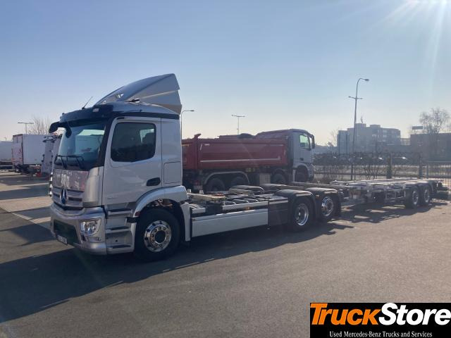 Mercedes-Benz eActros 300 L - 컨테이너 운반 장치/ 스와프 보디 트럭 : 사진 4 Mercedes-Benz eActros 300 L - 컨테이너 운반 장치/ 스와프 보디 트럭 : 사진 4