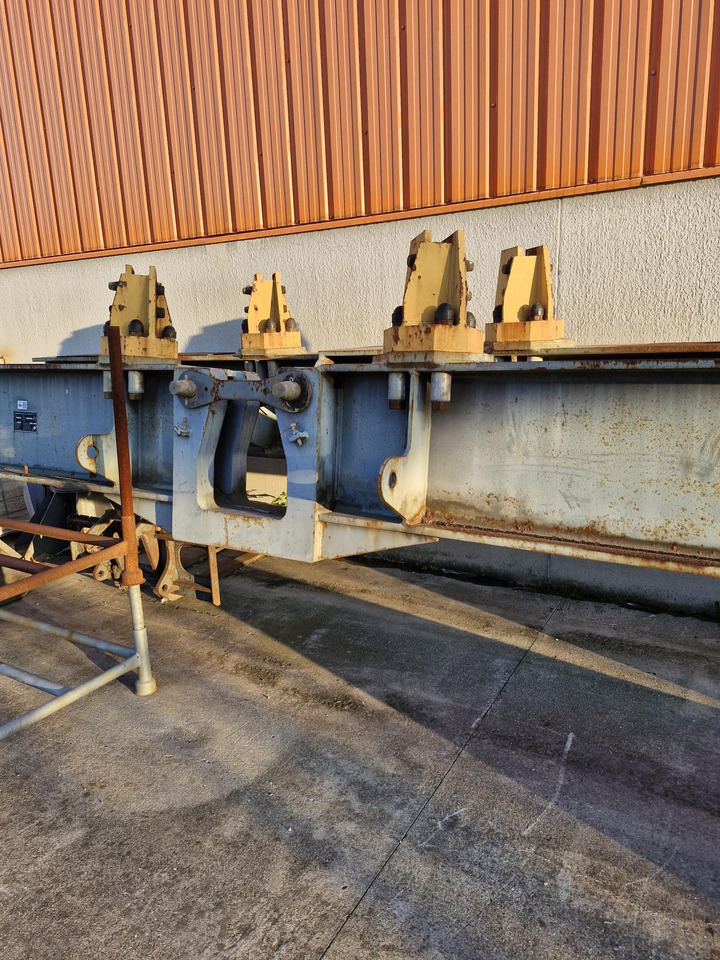 Liebherr 71EC B kreuz 3,80x3,80m - 크레인 : 사진 1 Liebherr 71EC B kreuz 3,80x3,80m - 크레인 : 사진 1