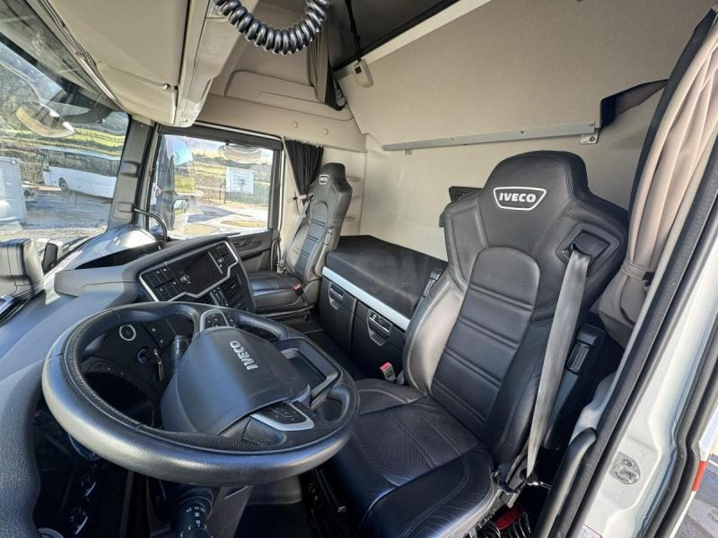 트랙터 유닛 Iveco S-WAY 570 : 사진 9
