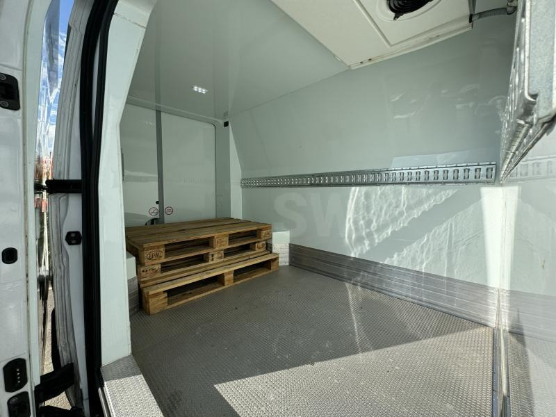 Renault Master - 냉동 밴 : 사진 5 Renault Master - 냉동 밴 : 사진 5