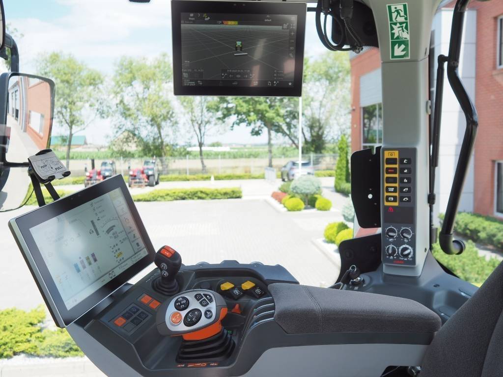 리스 Claas Axion 920 CMATIC, GPS, CEMIS 1200, PTO  Claas Axion 920 CMATIC, GPS, CEMIS 1200, PTO : 사진 7