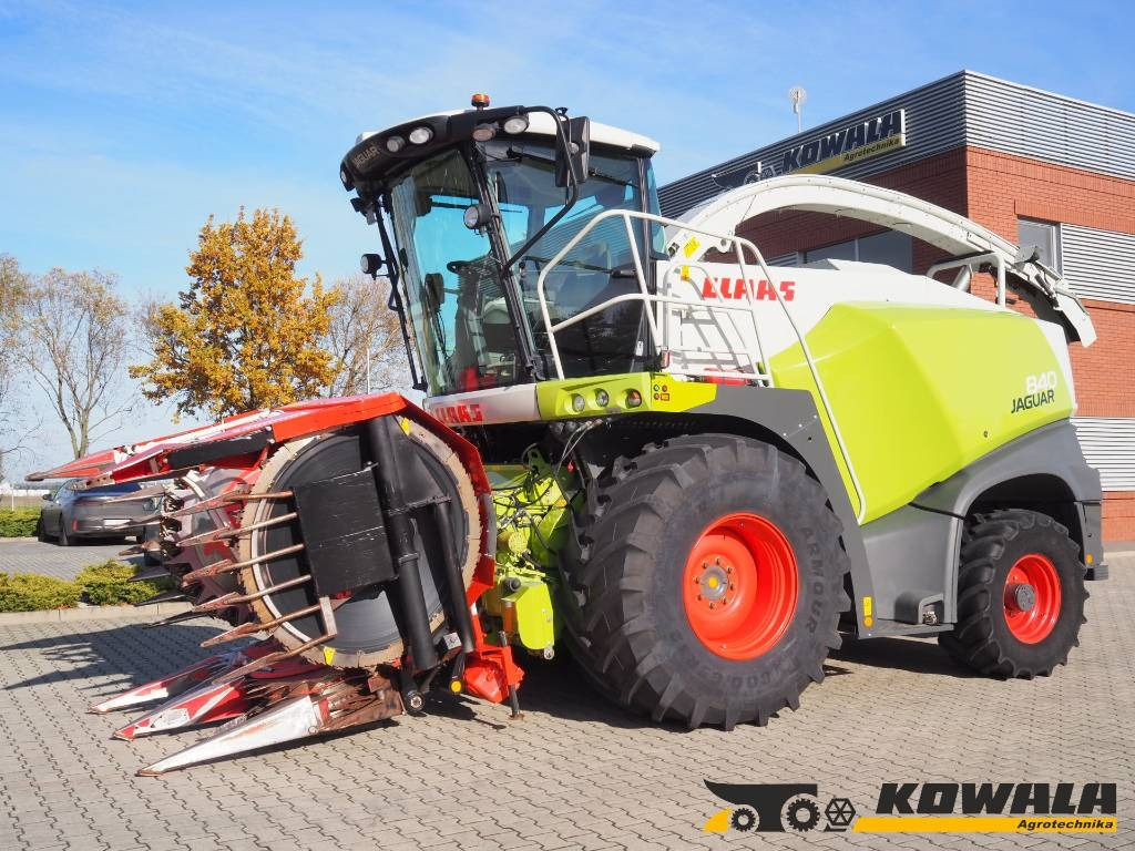 Claas Jaguar 840 4x4 + Kemper 445 - 견인식 목초수확기 : 사진 1 Claas Jaguar 840 4x4 + Kemper 445 - 견인식 목초수확기 : 사진 1