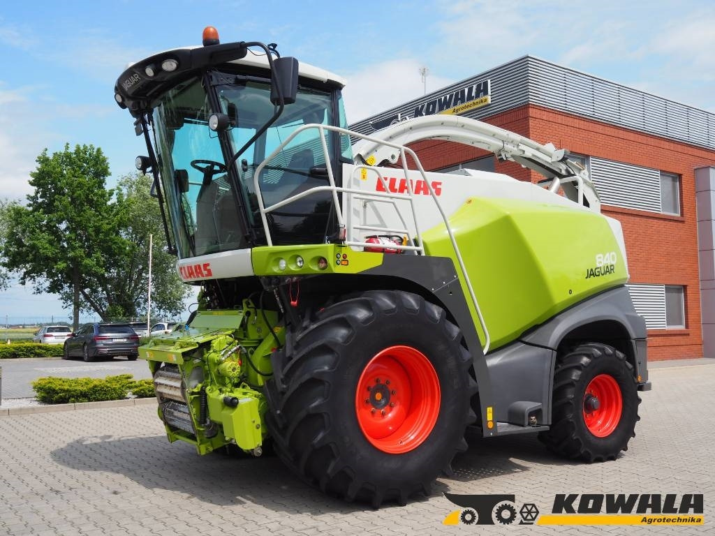 Claas Jaguar 840 - 견인식 목초수확기 : 사진 1 Claas Jaguar 840 - 견인식 목초수확기 : 사진 1