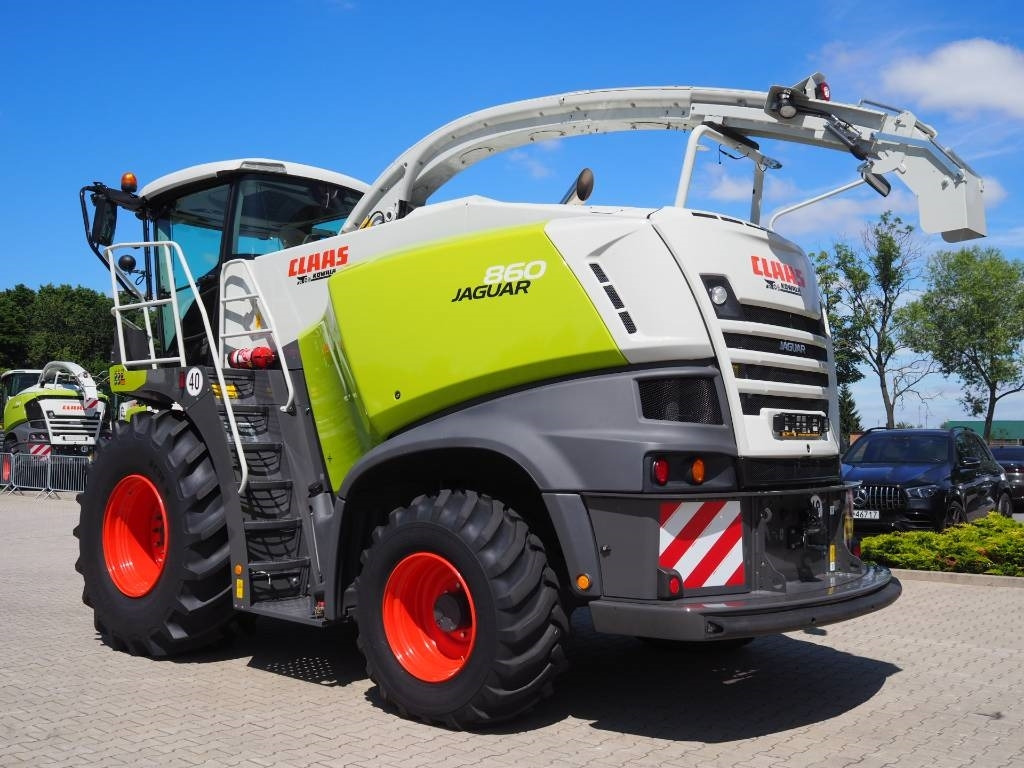 Claas Jaguar 860 4WD - 견인식 목초수확기 : 사진 2 Claas Jaguar 860 4WD - 견인식 목초수확기 : 사진 2