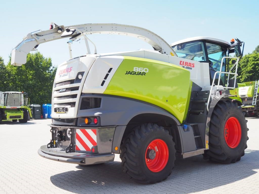Claas Jaguar 860 4WD - 견인식 목초수확기 : 사진 3 Claas Jaguar 860 4WD - 견인식 목초수확기 : 사진 3