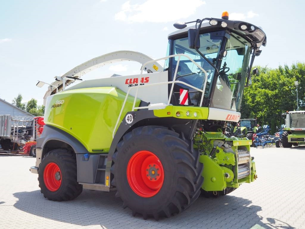 Claas Jaguar 860 4WD - 견인식 목초수확기 : 사진 4 Claas Jaguar 860 4WD - 견인식 목초수확기 : 사진 4