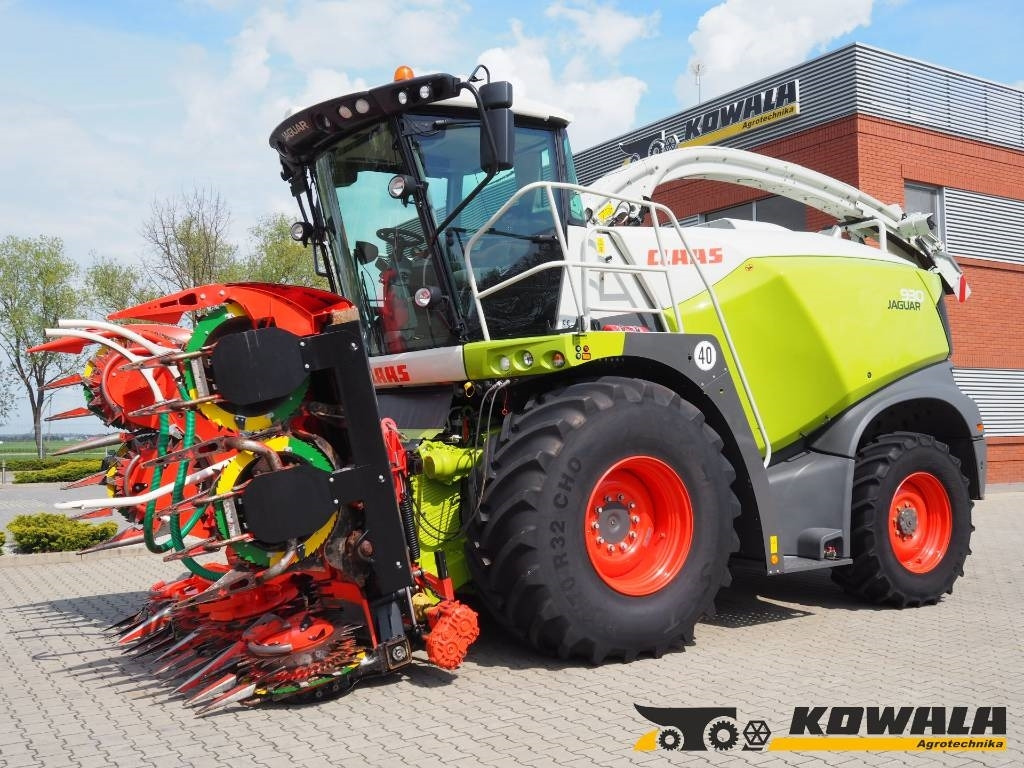 Claas Jaguar 930 + Kemper 360 Plus - 견인식 목초수확기 : 사진 1 Claas Jaguar 930 + Kemper 360 Plus - 견인식 목초수확기 : 사진 1