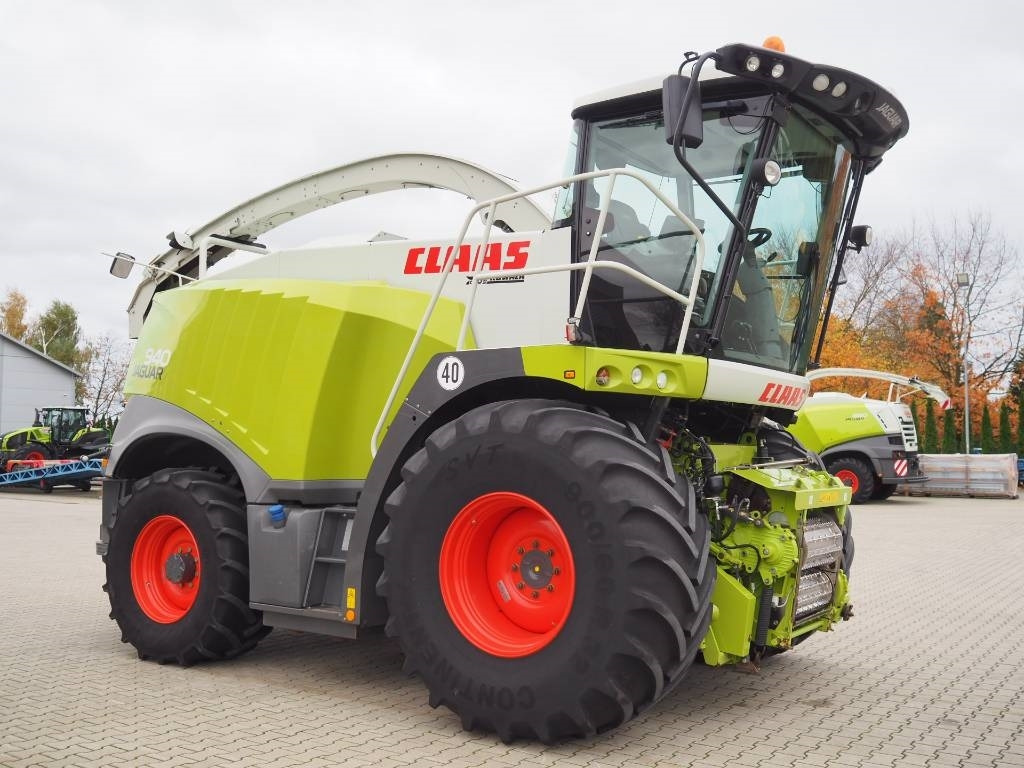 Claas Jaguar 940 4x4  - 견인식 목초수확기 : 사진 4 Claas Jaguar 940 4x4  - 견인식 목초수확기 : 사진 4