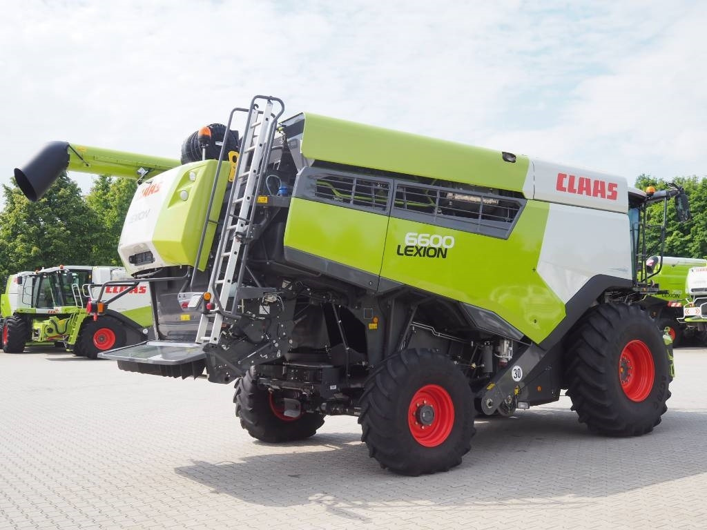 Claas Lexion 6600 + V770 - 목초수확기 : 사진 3 Claas Lexion 6600 + V770 - 목초수확기 : 사진 3