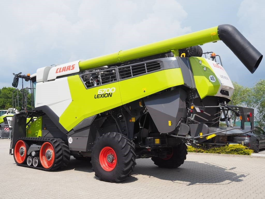 Claas Lexion 6700TT GPS + V770 - 목초수확기 : 사진 2 Claas Lexion 6700TT GPS + V770 - 목초수확기 : 사진 2