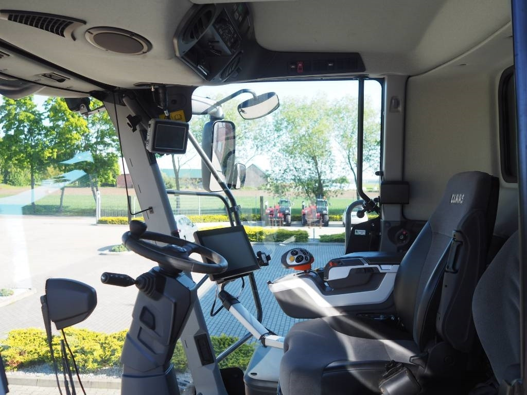 Claas Lexion 6700TT GPS + V770 - 목초수확기 : 사진 5 Claas Lexion 6700TT GPS + V770 - 목초수확기 : 사진 5