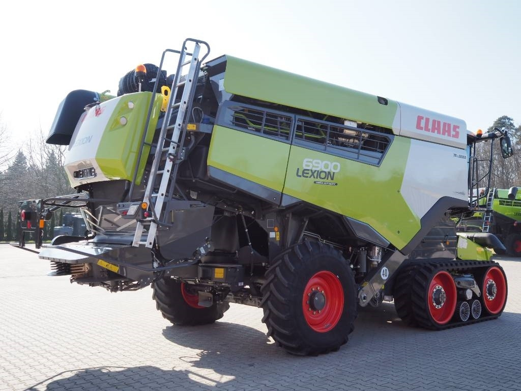 Claas Lexion 6900TT CEMOS + V930 - 목초수확기 : 사진 3 Claas Lexion 6900TT CEMOS + V930 - 목초수확기 : 사진 3