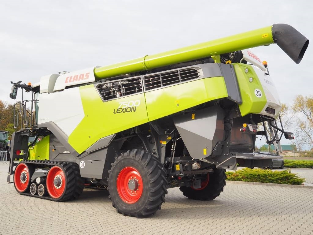 Claas Lexion 7500TT GPS + V930 - 목초수확기 : 사진 2 Claas Lexion 7500TT GPS + V930 - 목초수확기 : 사진 2