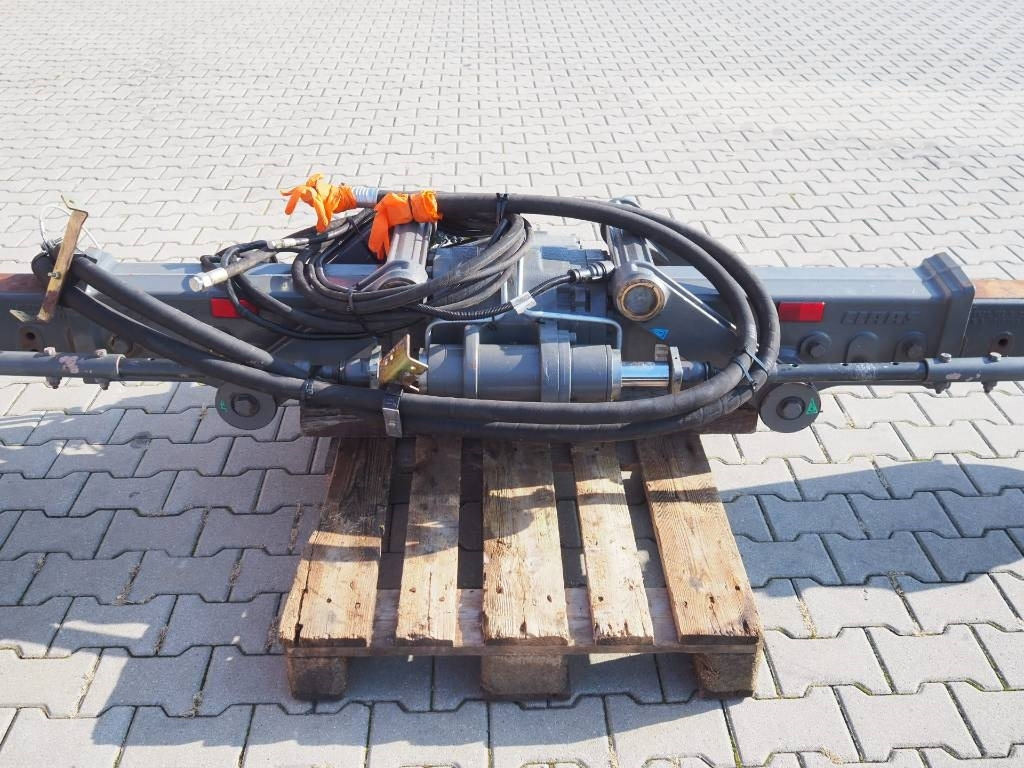 Claas Lexion / NAF rear driving axle / 4WD - 곡물 헤더 : 사진 3 Claas Lexion / NAF rear driving axle / 4WD - 곡물 헤더 : 사진 3