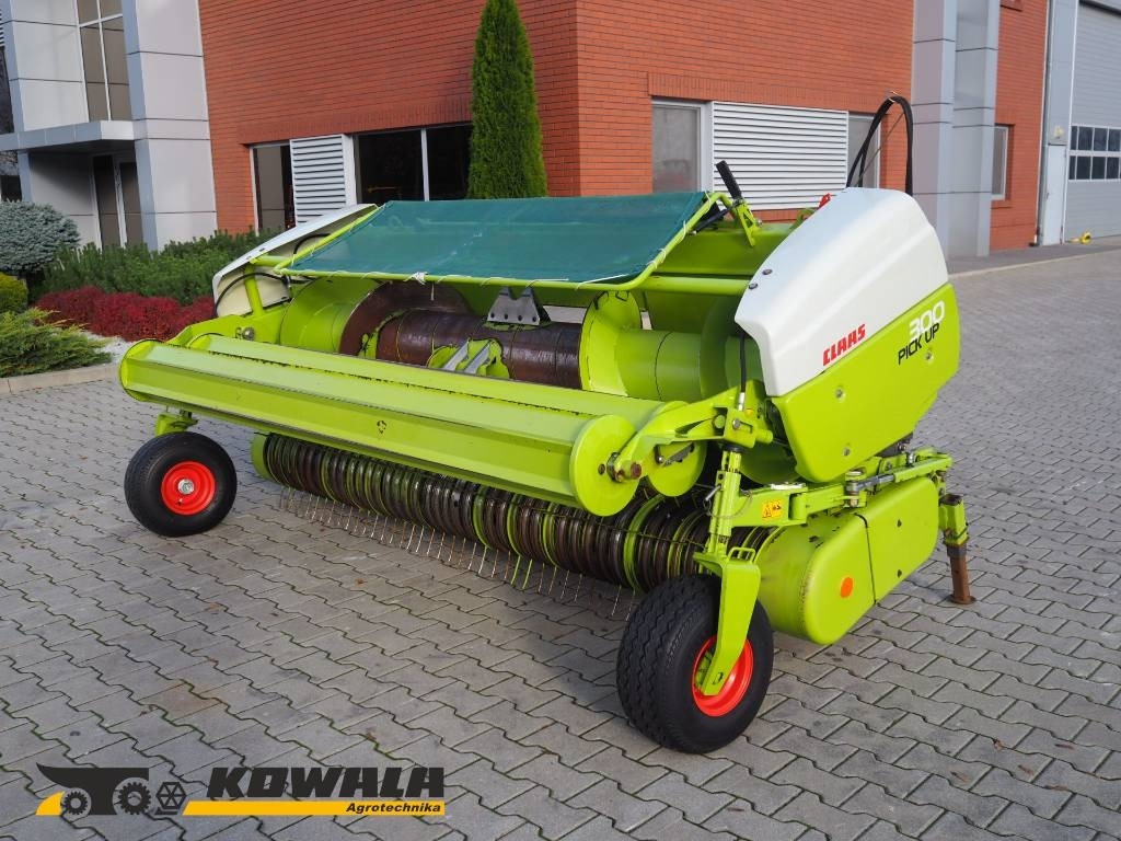 Claas PICK UP 300 HD - 콤바인 헤더 트레일러 : 사진 1 Claas PICK UP 300 HD - 콤바인 헤더 트레일러 : 사진 1