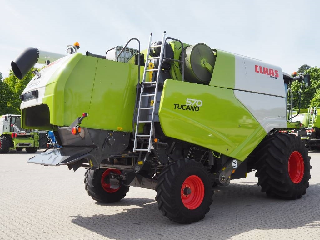 Claas Tucano 570 + V770 - 목초수확기 : 사진 3 Claas Tucano 570 + V770 - 목초수확기 : 사진 3