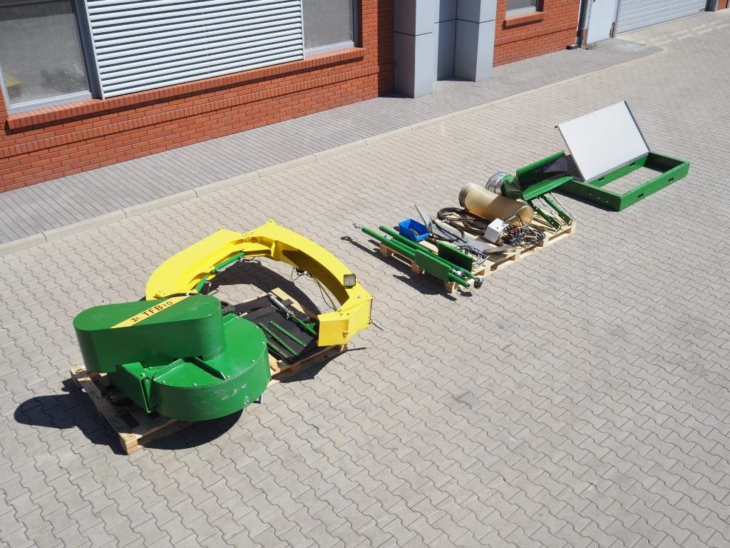 John Deere GROENOORD BLOWER TFB 10 - 목초수확기 : 사진 4 John Deere GROENOORD BLOWER TFB 10 - 목초수확기 : 사진 4
