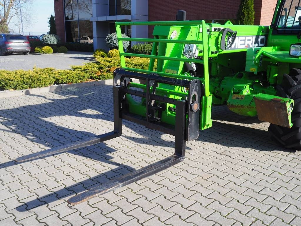 Merlo P40.13 Panoramic - 텔레스코픽 핸들러 : 사진 5 Merlo P40.13 Panoramic - 텔레스코픽 핸들러 : 사진 5