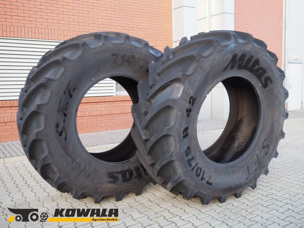 Mitas SFT 710/75 R42 - 타이어 농업용 기계 용 : 사진 1 Mitas SFT 710/75 R42 - 타이어 농업용 기계 용 : 사진 1