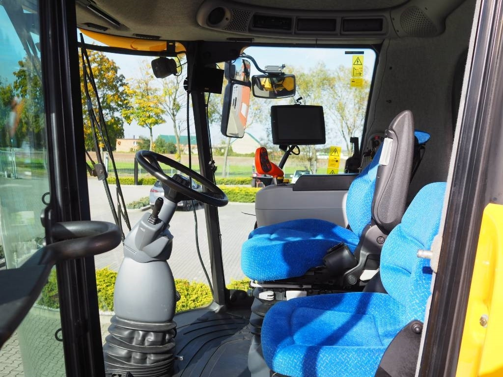 New Holland CR 9090 SmartTrax 4x4 + VF 10,7 m  - 목초수확기 : 사진 5 New Holland CR 9090 SmartTrax 4x4 + VF 10,7 m  - 목초수확기 : 사진 5