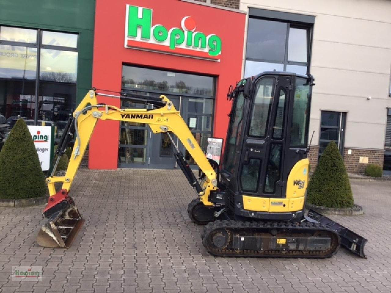 Yanmar VIO23-6 - 미니 굴삭기 : 사진 1 Yanmar VIO23-6 - 미니 굴삭기 : 사진 1