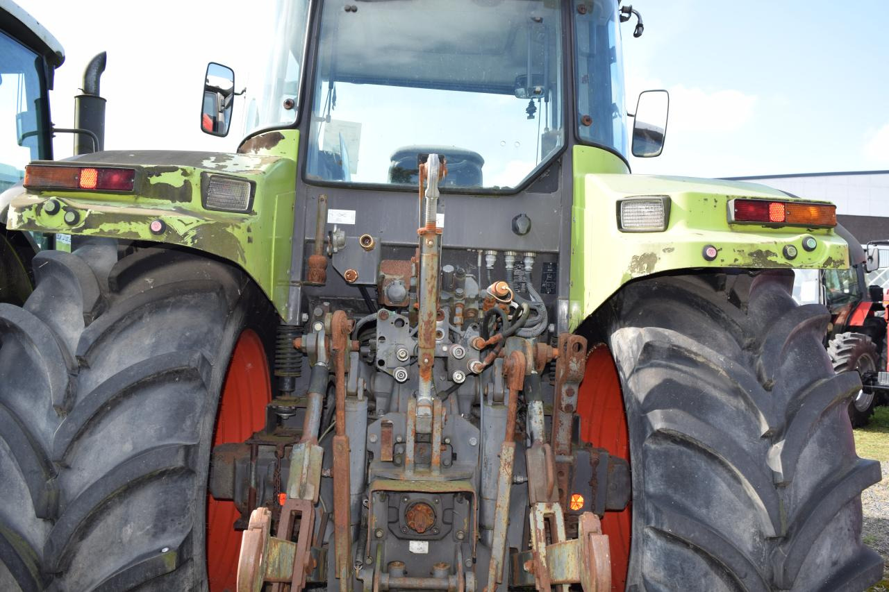 CLAAS Ares 697 ATZ - 장궤형 트랙터 : 사진 5 CLAAS Ares 697 ATZ - 장궤형 트랙터 : 사진 5