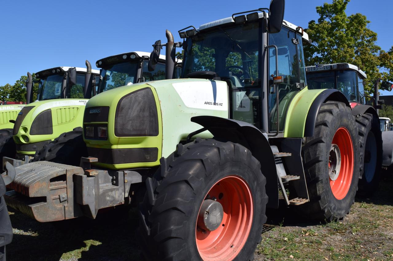 CLAAS Ares 826 RZ - 장궤형 트랙터 : 사진 1 CLAAS Ares 826 RZ - 장궤형 트랙터 : 사진 1