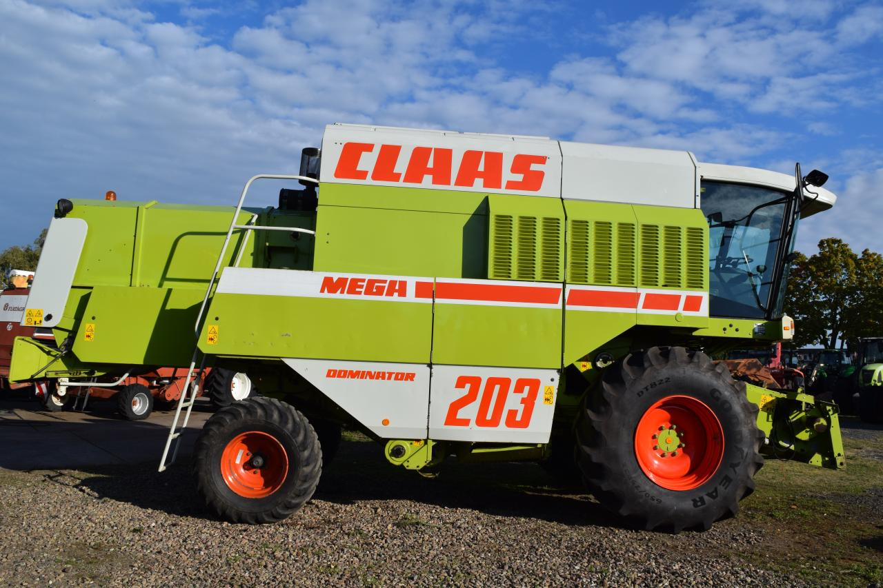 CLAAS Dominator 203 Mega - 목초수확기 : 사진 2 CLAAS Dominator 203 Mega - 목초수확기 : 사진 2