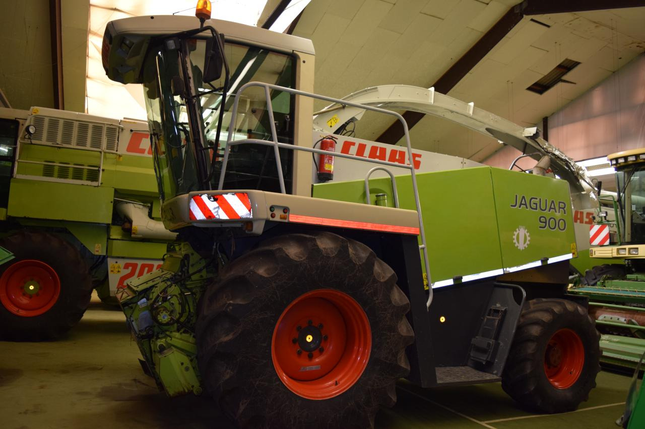CLAAS Jaguar 900 - 견인식 목초수확기 : 사진 2 CLAAS Jaguar 900 - 견인식 목초수확기 : 사진 2