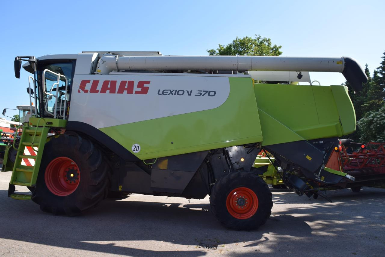 CLAAS Lexion 570 *4x4* - 목초수확기 : 사진 2 CLAAS Lexion 570 *4x4* - 목초수확기 : 사진 2