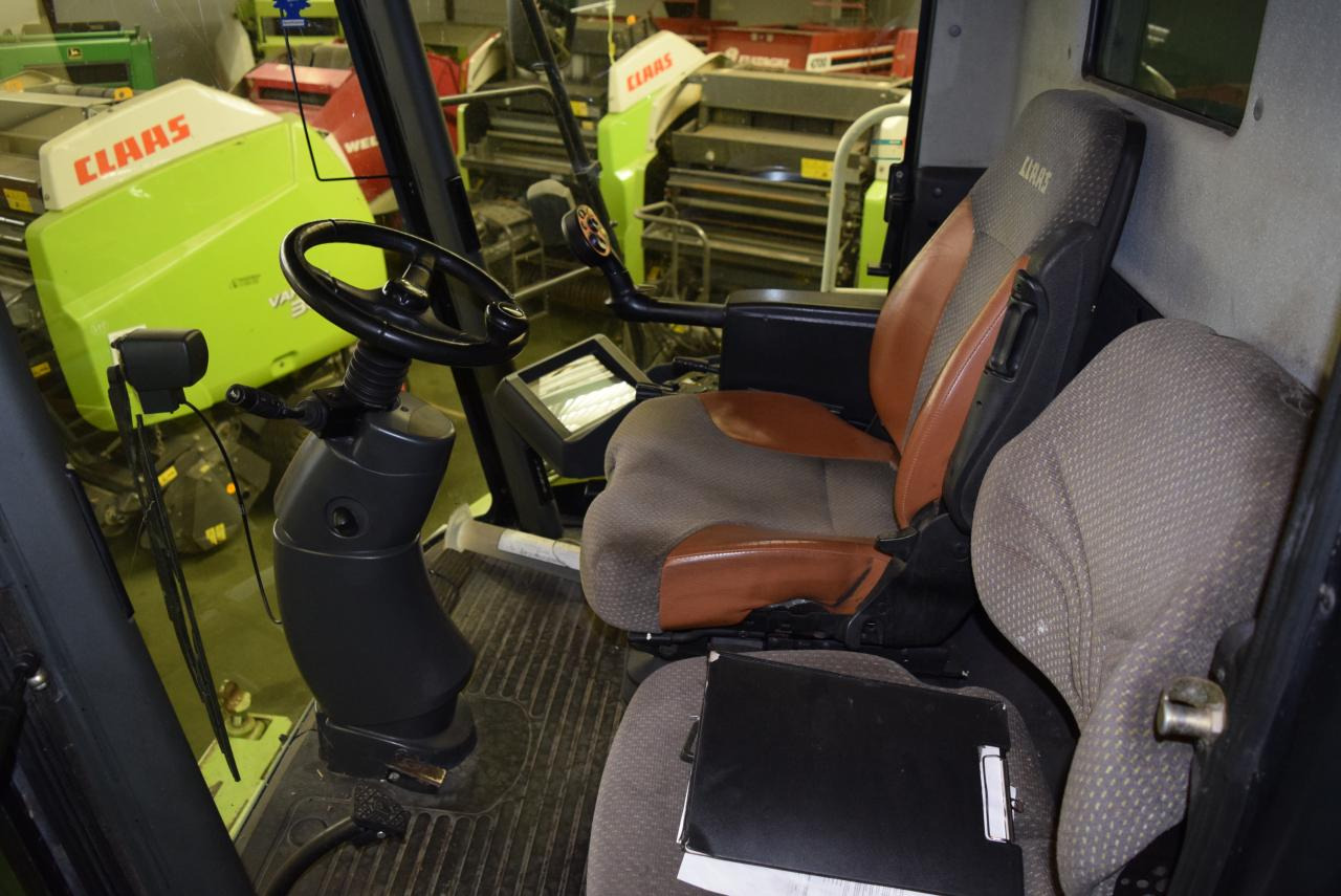 CLAAS Lexion 570 *4x4* - 목초수확기 : 사진 5 CLAAS Lexion 570 *4x4* - 목초수확기 : 사진 5