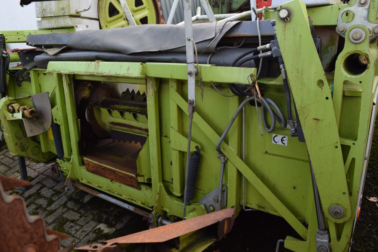 CLAAS RU 600 - 유채 헤더 확장 : 사진 4 CLAAS RU 600 - 유채 헤더 확장 : 사진 4