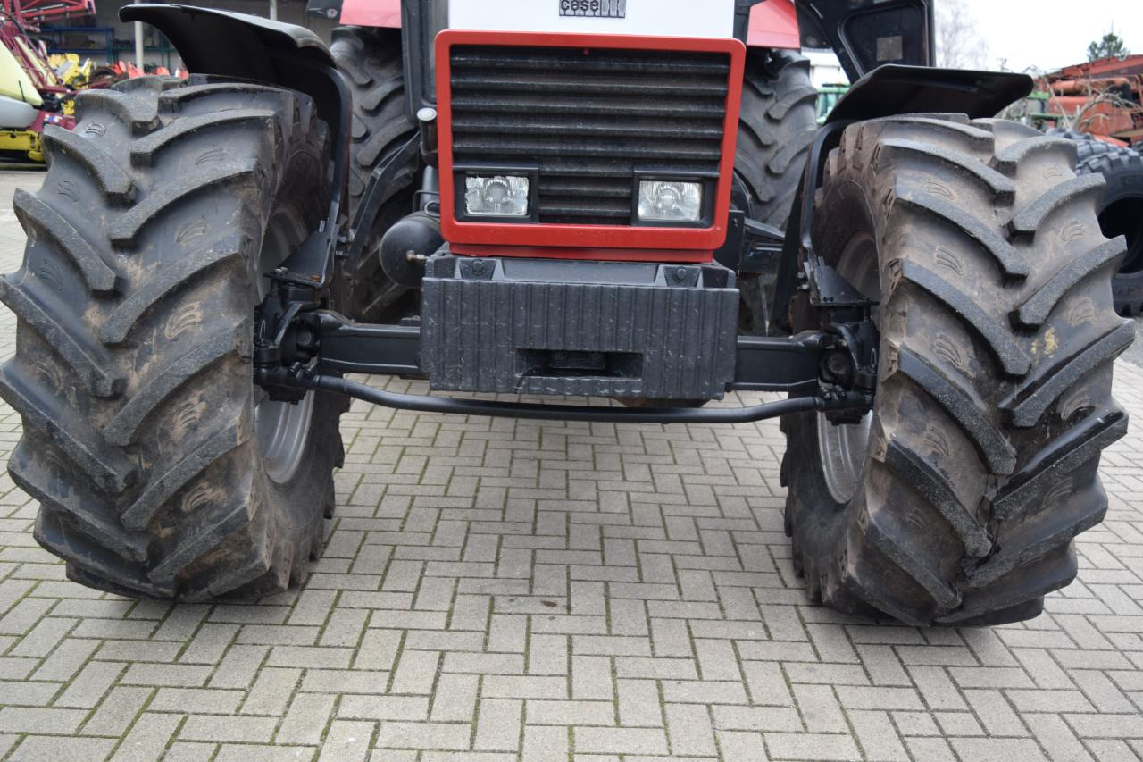 장궤형 트랙터 Case-IH 1455 XL A : 사진 8 장궤형 트랙터 Case-IH 1455 XL A : 사진 8