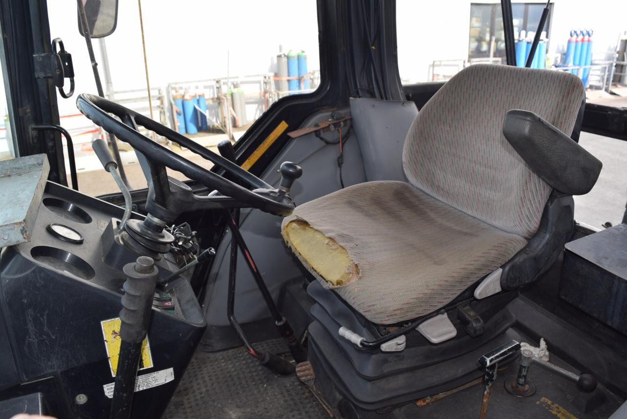 장궤형 트랙터 Case-IH 1455 XL A : 사진 9 장궤형 트랙터 Case-IH 1455 XL A : 사진 9