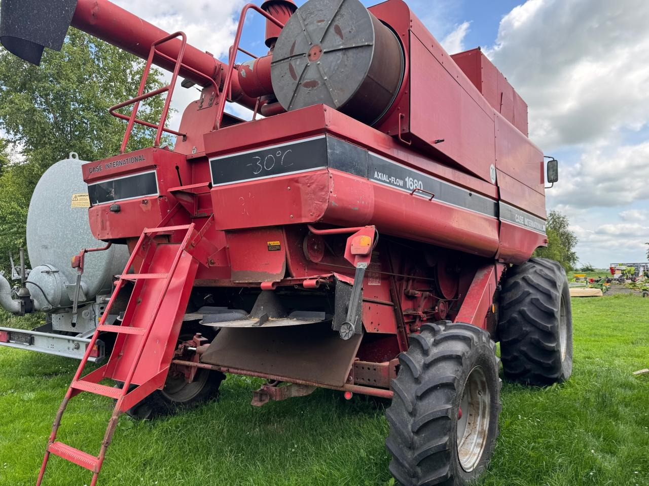 Case-IH 1680 Axial - 목초수확기 : 사진 3 Case-IH 1680 Axial - 목초수확기 : 사진 3