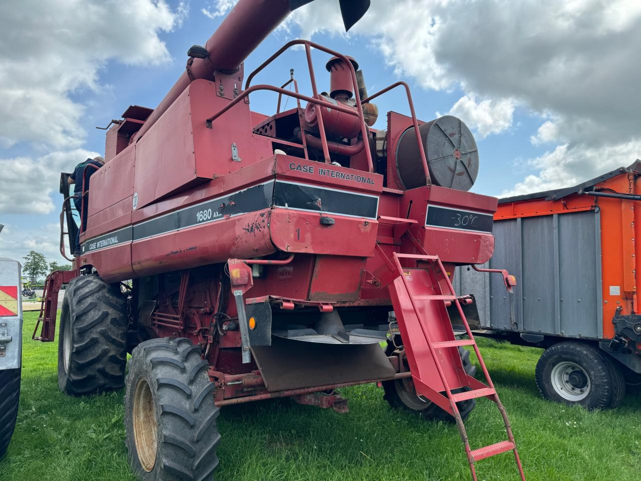 Case-IH 1680 Axial - 목초수확기 : 사진 4 Case-IH 1680 Axial - 목초수확기 : 사진 4