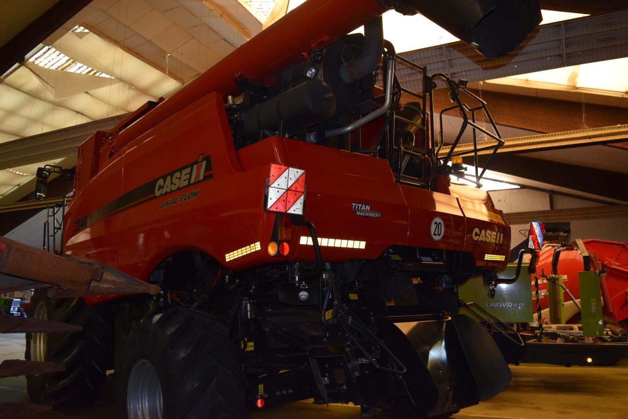 Case-IH 7240 Axial Flow - 목초수확기 : 사진 4 Case-IH 7240 Axial Flow - 목초수확기 : 사진 4