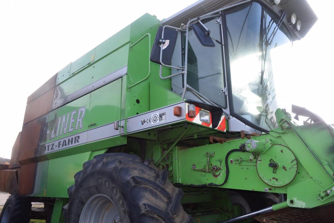 Deutz-Fahr 4075 - Brandschaden - 목초수확기 : 사진 1 Deutz-Fahr 4075 - Brandschaden - 목초수확기 : 사진 1
