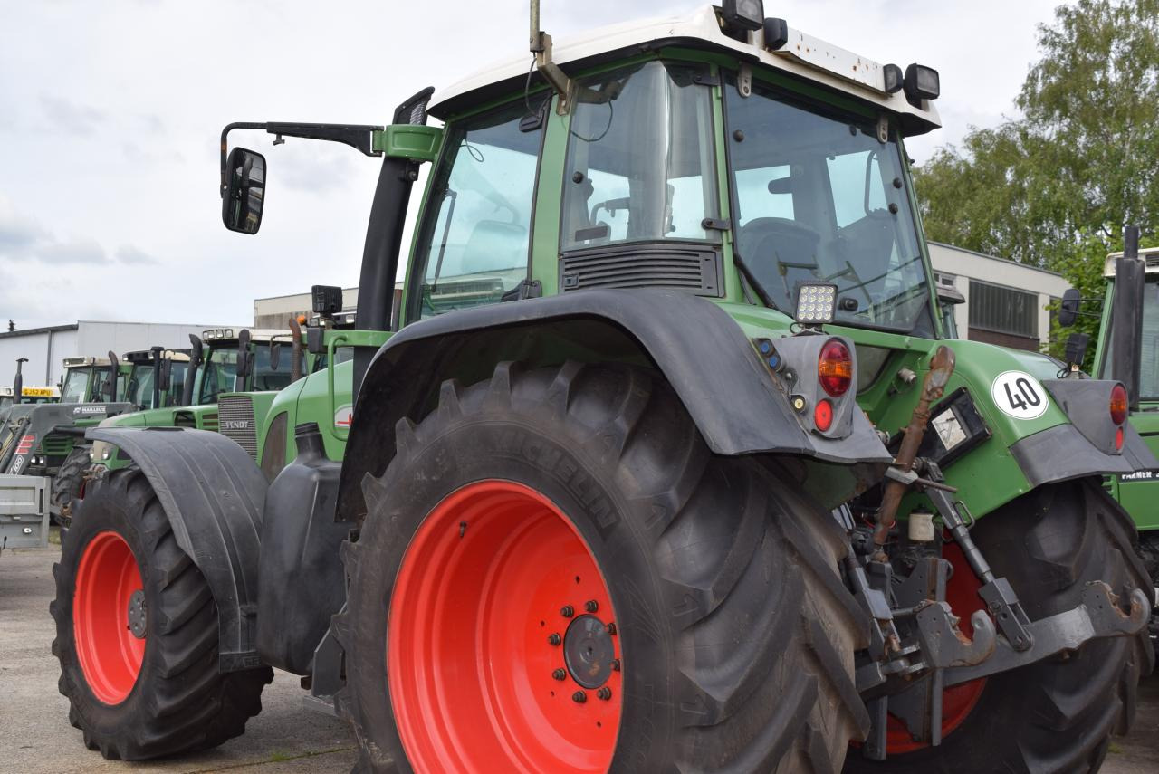 Fendt 714 Vario - 장궤형 트랙터 : 사진 4 Fendt 714 Vario - 장궤형 트랙터 : 사진 4