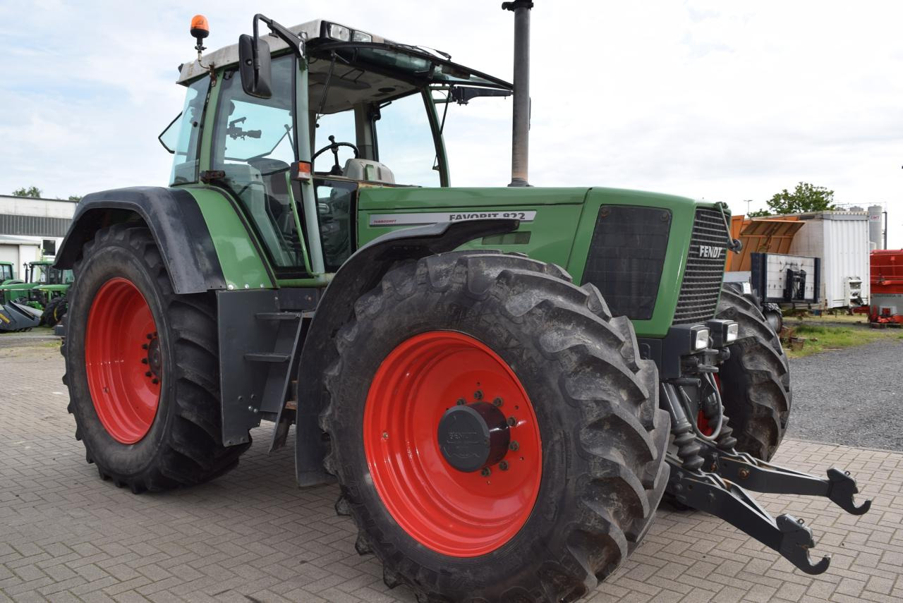 Fendt Favorit 822 - 장궤형 트랙터 : 사진 4 Fendt Favorit 822 - 장궤형 트랙터 : 사진 4