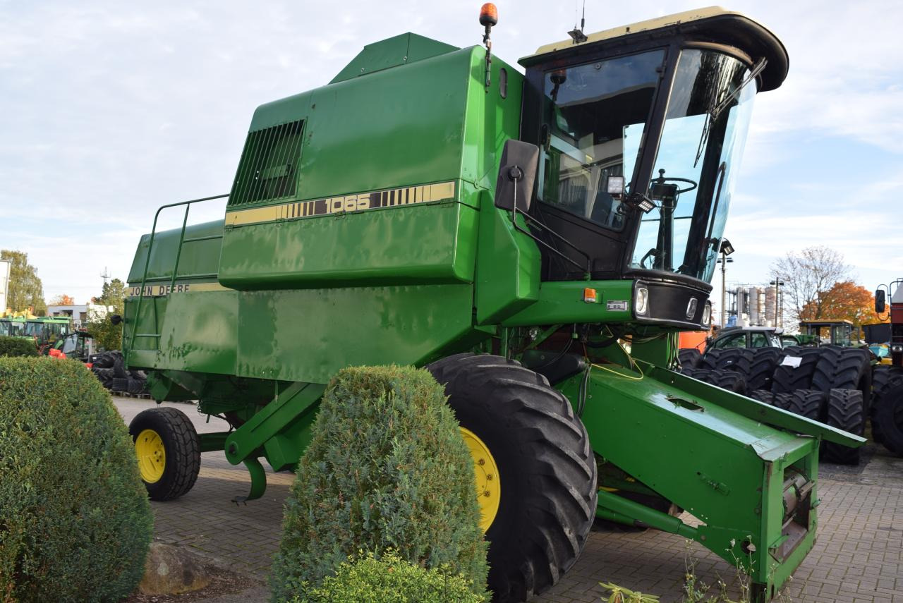 John Deere 1065 - 목초수확기 : 사진 2 John Deere 1065 - 목초수확기 : 사진 2