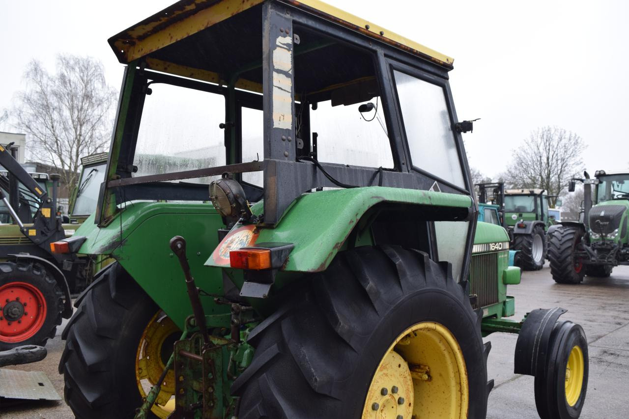 John Deere 1640 - 장궤형 트랙터 : 사진 5 John Deere 1640 - 장궤형 트랙터 : 사진 5