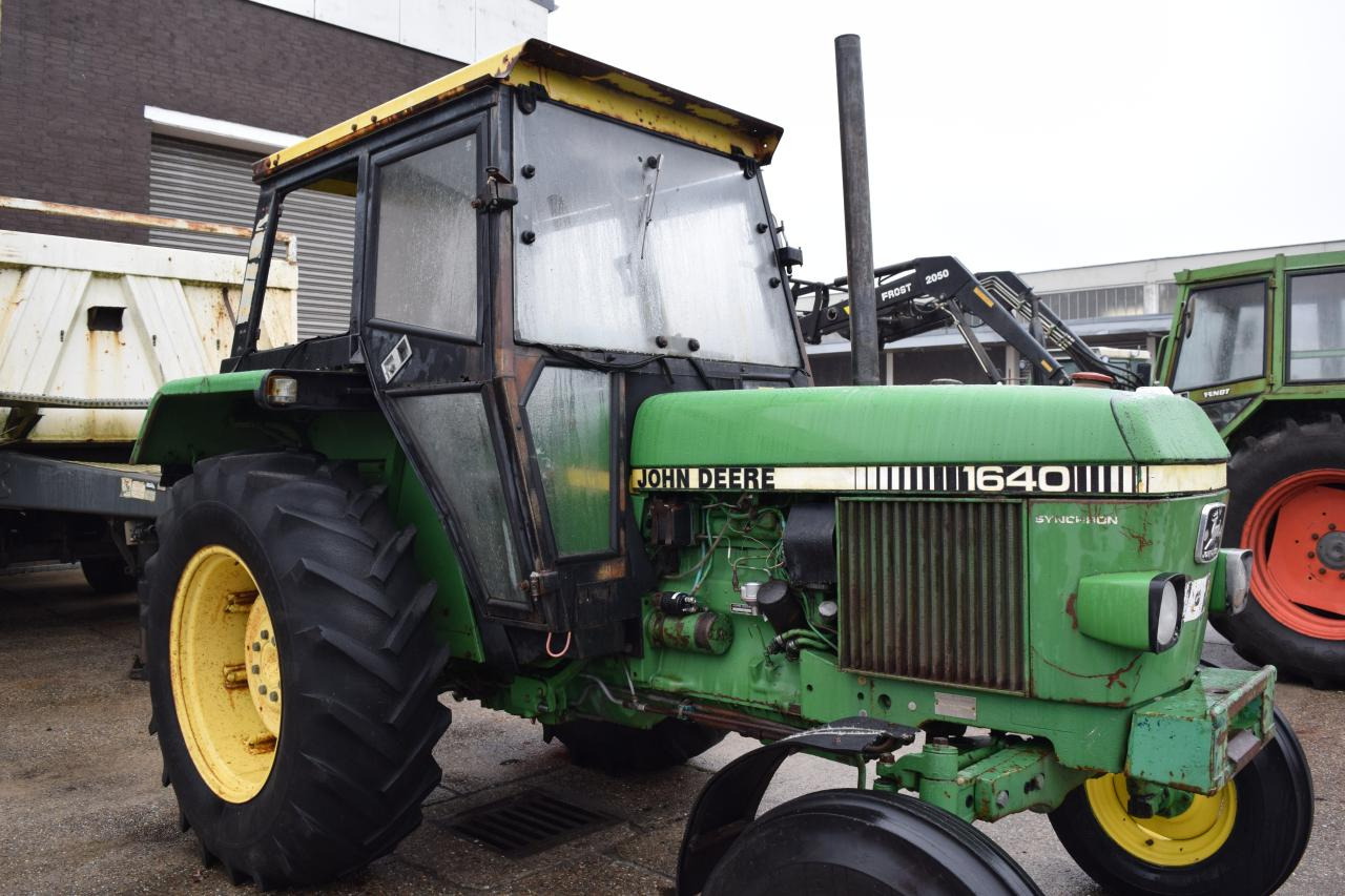 John Deere 1640 - 장궤형 트랙터 : 사진 3 John Deere 1640 - 장궤형 트랙터 : 사진 3
