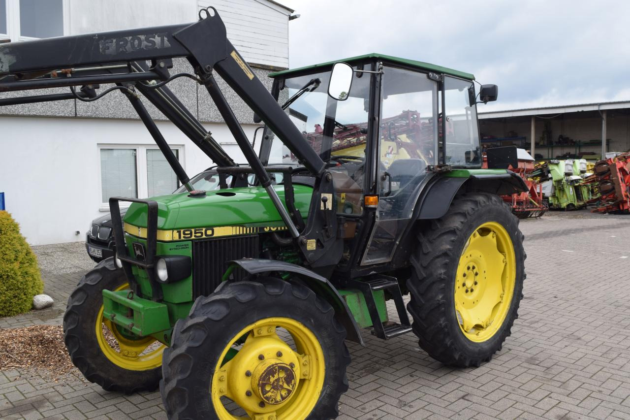 John Deere 1950 - 장궤형 트랙터 : 사진 1 John Deere 1950 - 장궤형 트랙터 : 사진 1