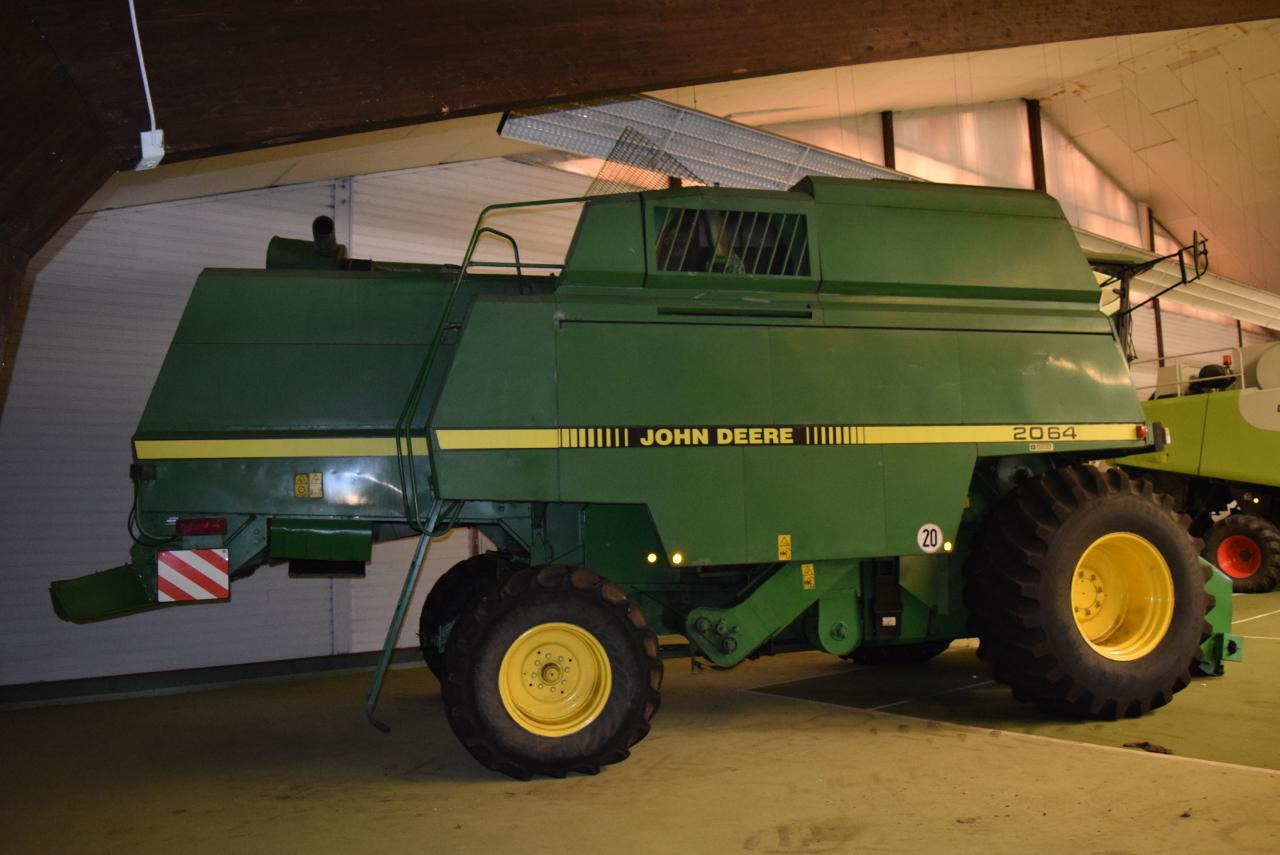 John Deere 2064 - 목초수확기 : 사진 3 John Deere 2064 - 목초수확기 : 사진 3