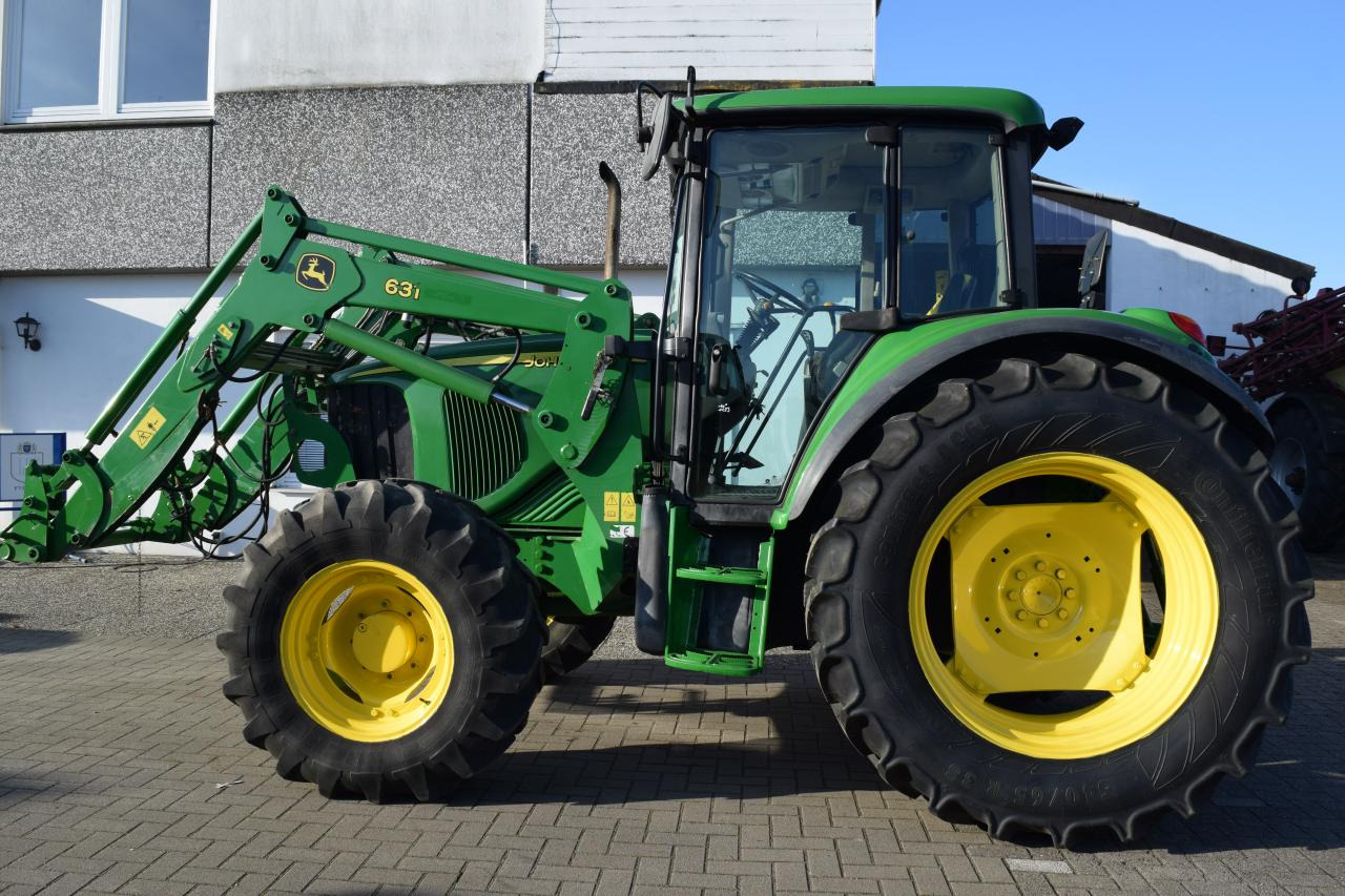John Deere 6220 - 장궤형 트랙터 : 사진 1 John Deere 6220 - 장궤형 트랙터 : 사진 1