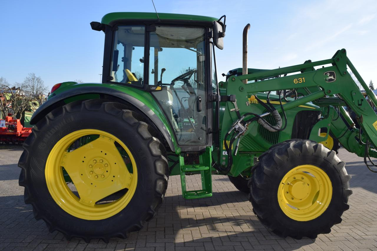 John Deere 6220 - 장궤형 트랙터 : 사진 2 John Deere 6220 - 장궤형 트랙터 : 사진 2
