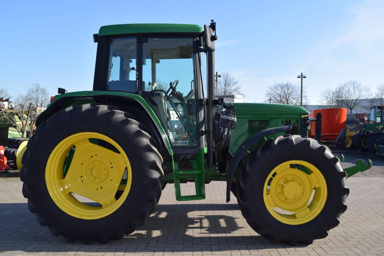 John Deere 6410 - 장궤형 트랙터 : 사진 4 John Deere 6410 - 장궤형 트랙터 : 사진 4