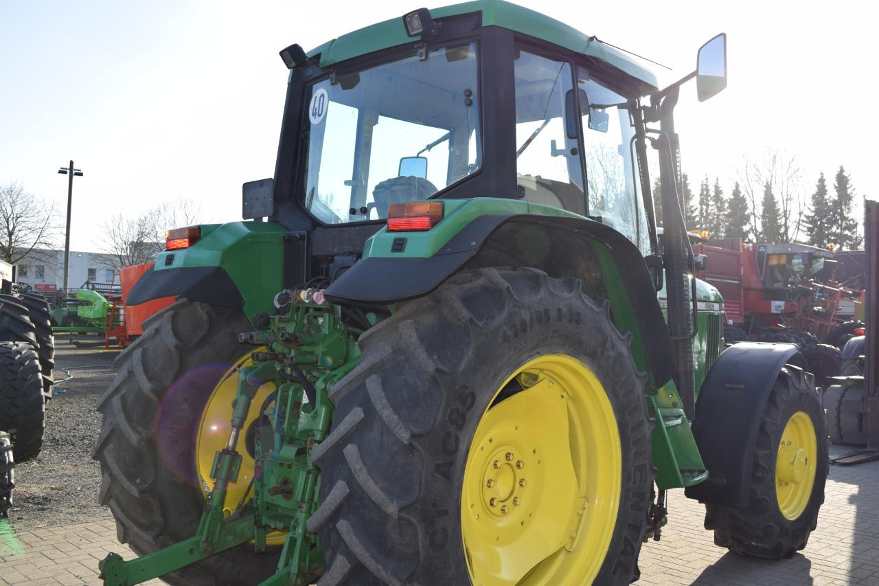 John Deere 6510 - 장궤형 트랙터 : 사진 5 John Deere 6510 - 장궤형 트랙터 : 사진 5
