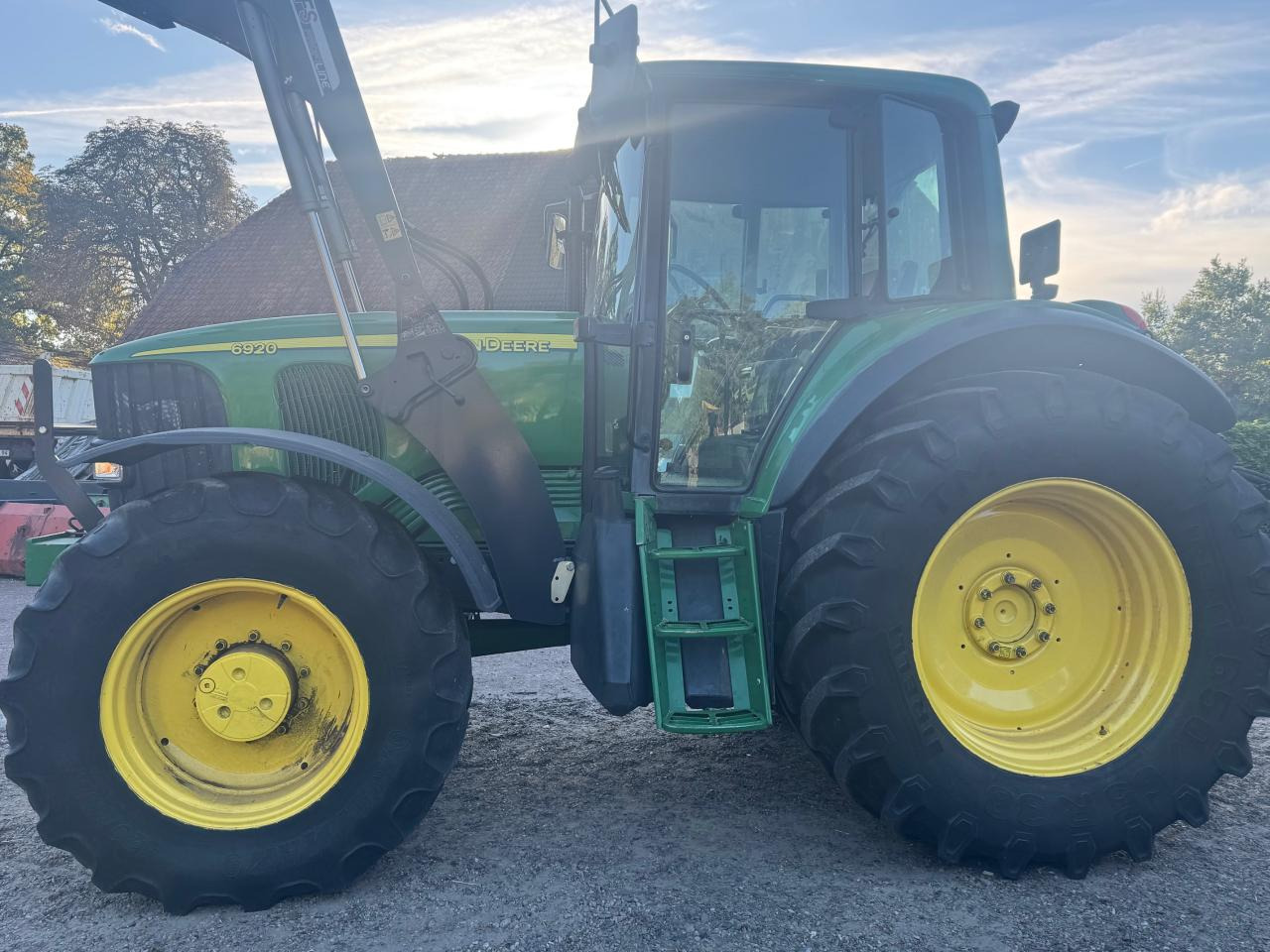 John Deere 6920 - 장궤형 트랙터 : 사진 4 John Deere 6920 - 장궤형 트랙터 : 사진 4